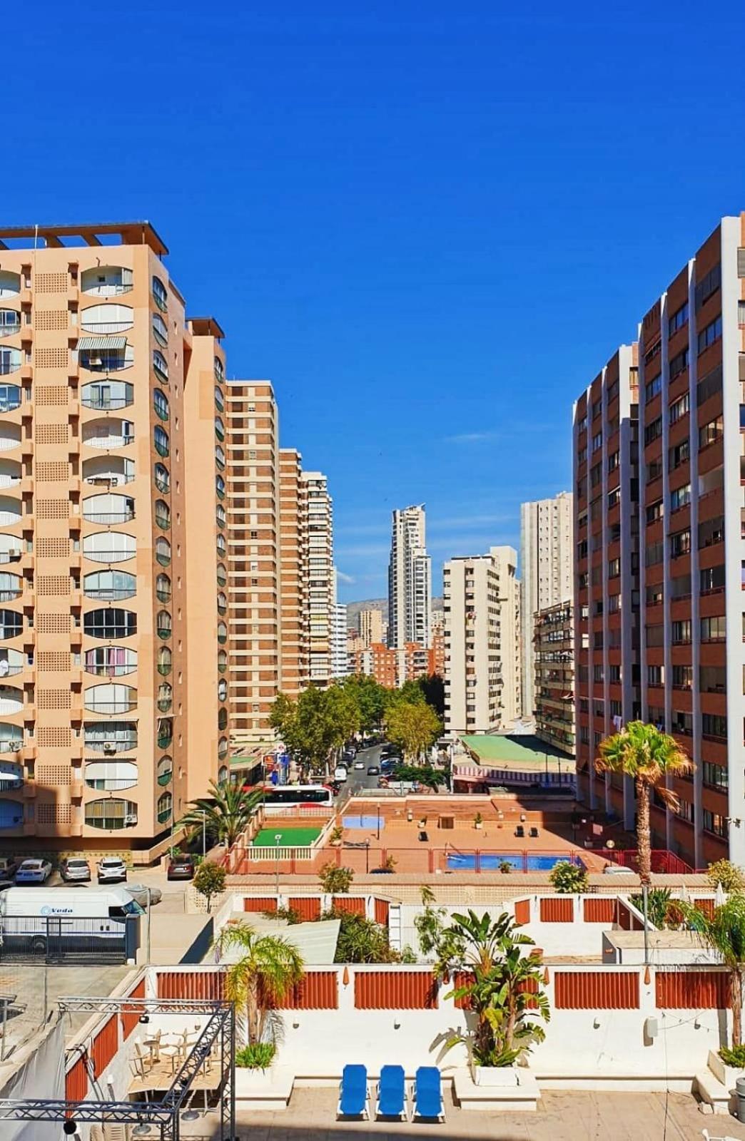 Versailles 2-9 Benidorm Buitenkant foto